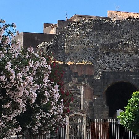 Casa Ega E La Rotonda: Bellissimi Monovani Nel Cuore Di CTA Exterior foto