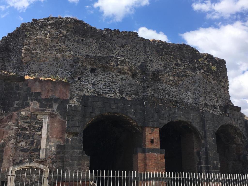 Casa Ega E La Rotonda: Bellissimi Monovani Nel Cuore Di CTA Exterior foto